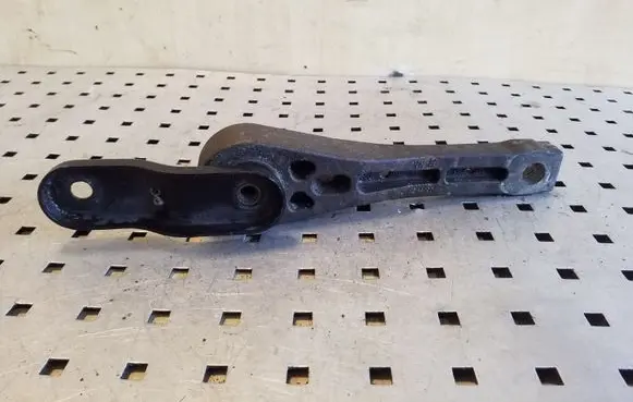 Skoda Octavia Mk2 (1Z) Engine mounting bracket 1K0199855BB