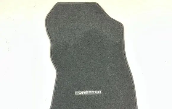 Subaru Forester SK Front floor mat