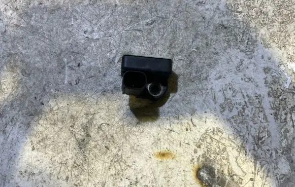Yaw turn rate sensor
