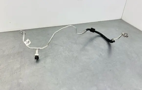 Land Rover Defender Air conditioning (A/C) pipe/hose L8B219E932BC
