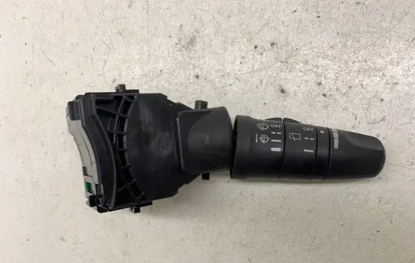 Nissan Primera Wiper control stalk 25260AV615