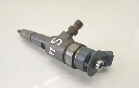 Ford Transit Courier Fuel injector CV6Q9F593AA 0445110489