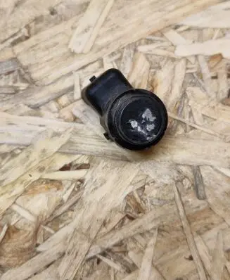 Nissan Juke I F15 Parking PDC sensor 28438BG00A 607039 0711080047