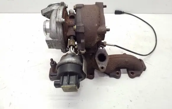 Audi A4 S4 B8 8K Turbo 03L145701D 53031015065C 03L253033