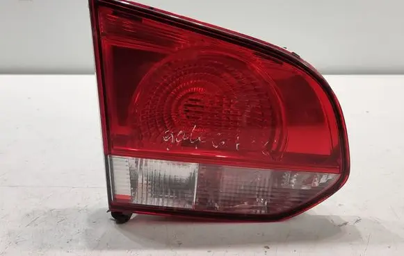 Volkswagen Golf VI Tailgate rear/tail lights 5K0945093