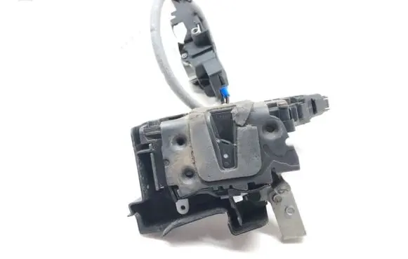 Ford Mondeo MK IV Front door lock 6M2A-R21813-EB