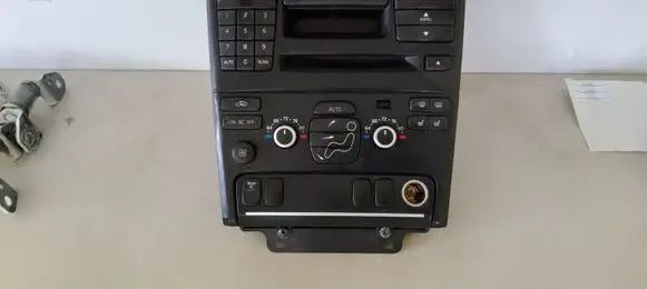 Volvo XC90 Climate control unit 30710683 06W35E04 SN31560094