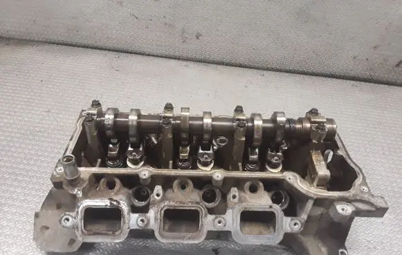 Jeep Grand Cherokee (WK) Engine head 53020983AC