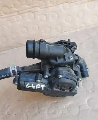 KIA Sportage Thermostat housing 25600-2M810