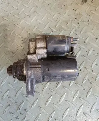 Volkswagen Polo Starter motor