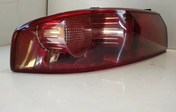 Alfa Romeo 159 Rear/tail lights 60691365 A802