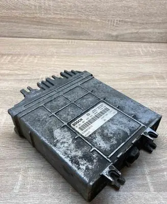 Renault Laguna I Engine control unit/module ECU HOM7700113281 0281001995