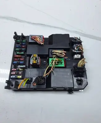 Citroen C5 BSM Control unit 9651106880A 00455830060404 9651196880A