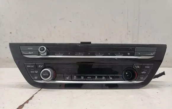 BMW 5 G30 G31 Climate control unit 5A48005