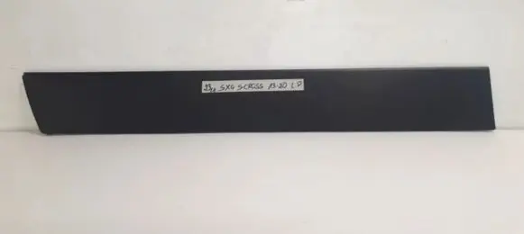 Suzuki SX4 S-Cross Front door trim (molding) 