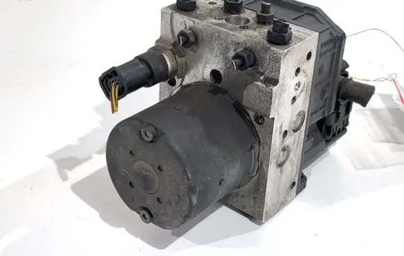 Audi A4 S4 B6 8E 8H ABS Pump 8E0614517