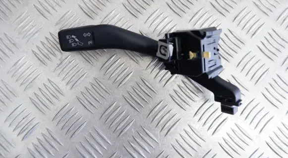 Volkswagen Tiguan Indicator stalk 1K0953513E