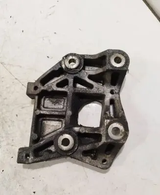 Mazda 6 Engine mounting bracket rf7l15810