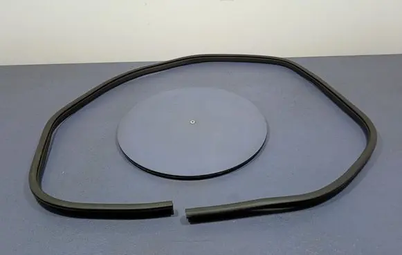 Ford Kuga II Front door rubber seal 