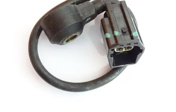 Ford Mondeo Mk III Detonation knock sensor 