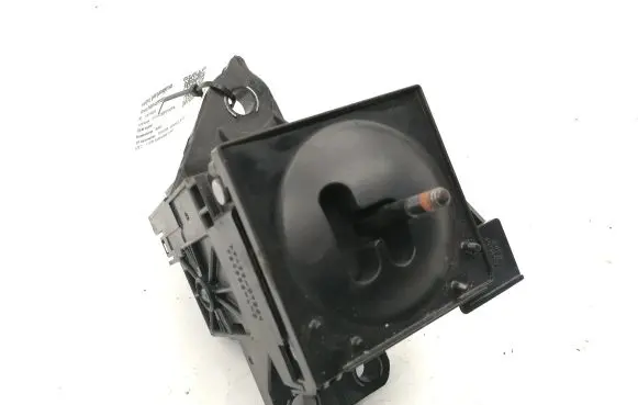 Toyota Auris E180 Gear shifter/selector 75C583