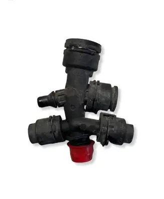 BMW 5 F10 F11 Engine coolant pipe/hose 8513834