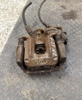BMW X3 F25 Rear brake caliper 6791017