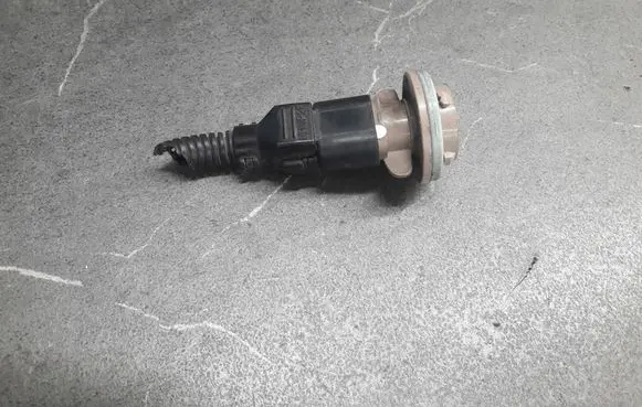 Hyundai Matrix Headlight part brak