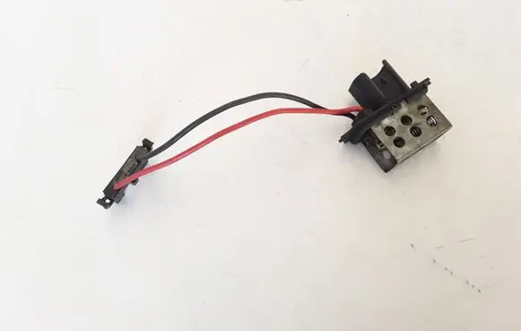 Coolant fan relay