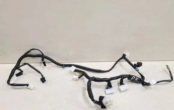 Nissan Murano Z50 Seat wiring loom 1333020 M0RJ1Q08679