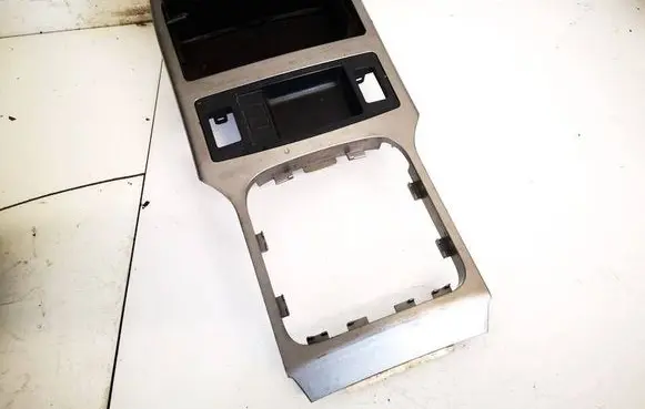 Subaru Legacy Glove box