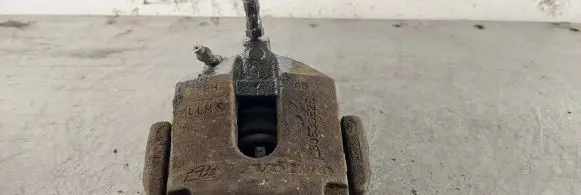 Volvo XC90 Rear brake caliper