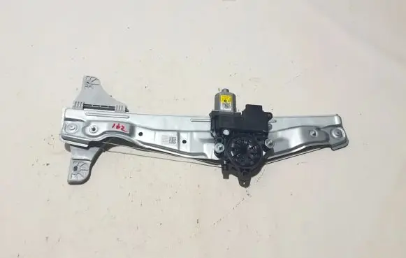 Hyundai Ioniq 5 Front window lifting mechanism without motor 82402GI010