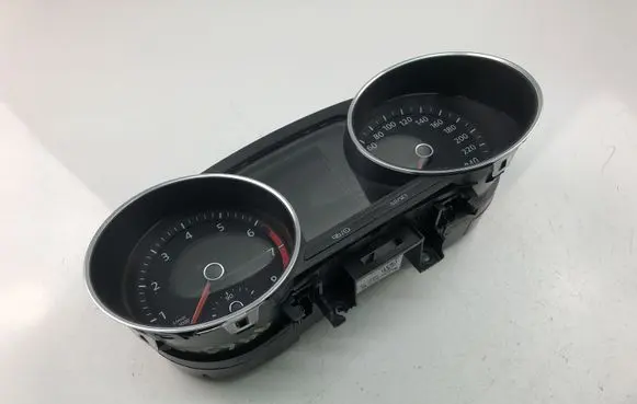 Volkswagen Polo V 6R Speedometer (instrument cluster) 6C0920740E