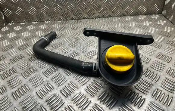 Renault Scenic IV - Grand scenic IV Oil filler cap 152599140R
