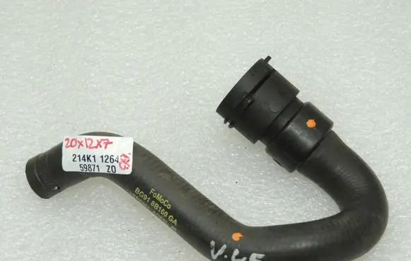 Volvo V60 Engine coolant pipe/hose 31305157 BG918B160GA