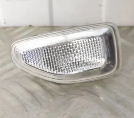 Renault Express Front fender indicator light 261651140R