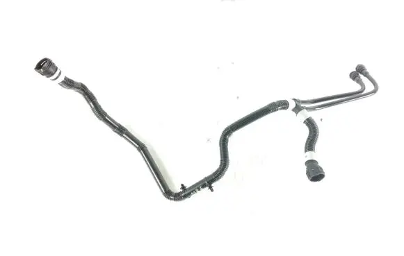 Tesla Model Y Electric car engine cooling hoses/pipes 