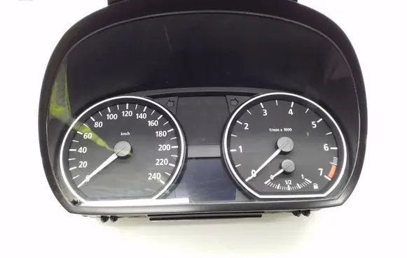 BMW 1 E81 E87 Speedometer (instrument cluster) 697464501 6974645