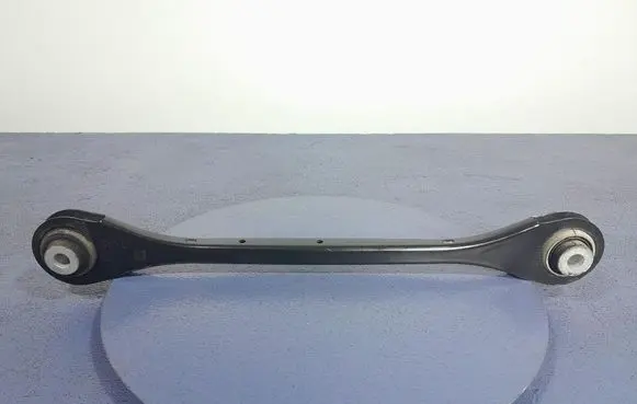 BMW X3 E83 Rear control arm 6871015