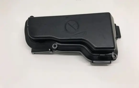 BMW 6 F06 Gran coupe Fuse box cover 7555155