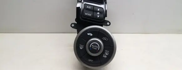 Honda Insight Climate control unit D09US
