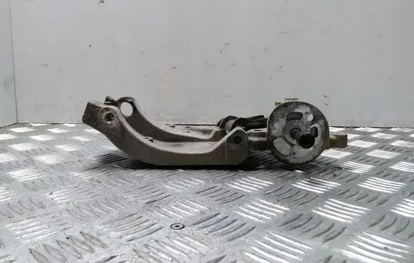 Generator/alternator bracket