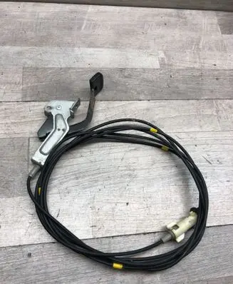 Toyota Previa (XR30, XR40) II Fuel cap flap release cable 