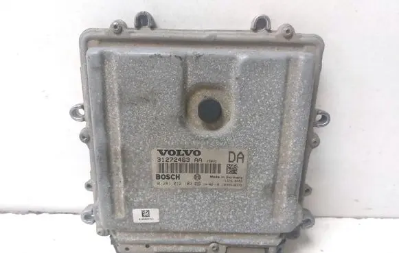Volvo XC70 Engine control unit/module 31272463AA