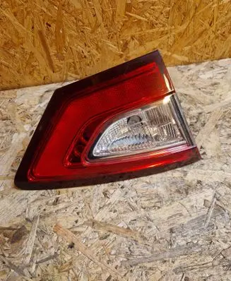 Ford Fusion II Tailgate rear/tail lights DS7313A603