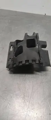 Opel Vivaro Rear bumper mounting bracket 9809663677