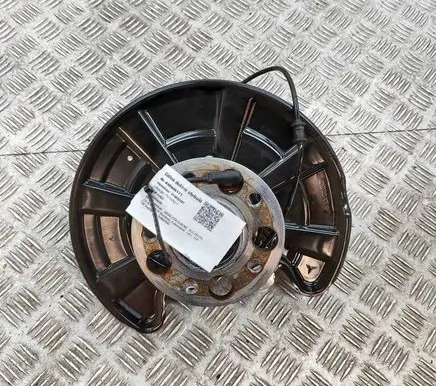 Mercedes-Benz SLC R172 Rear wheel hub A1723502008