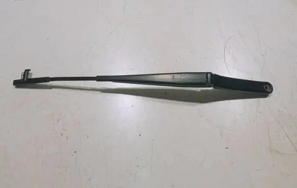 Volkswagen Golf V Front wiper blade arm 1K1955409