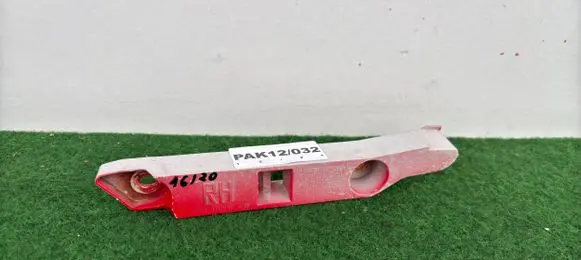Ford Focus Front bumper mounting bracket 8M51-17D958AD